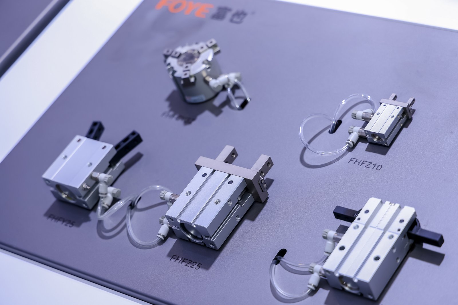 End Effectors / Electro-Hydraulic-Pneumatic Components